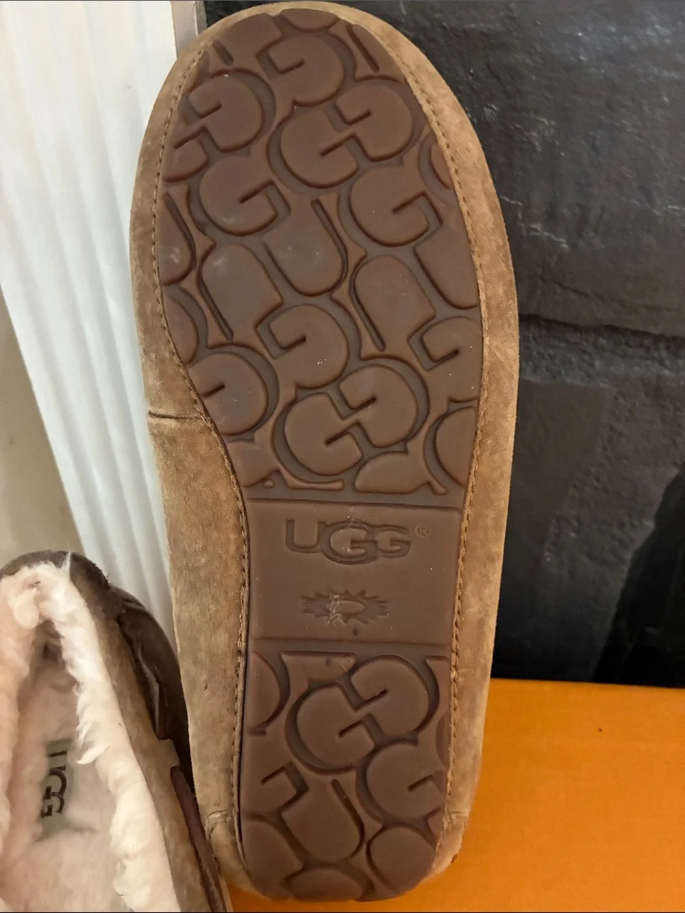 UGG Men’s Chestnut Brown Shearling-Lined Moccasin Slippers